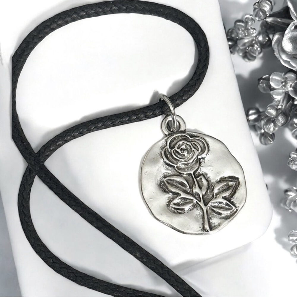 5 For $25💫Rocking Silver Bohemian Rose Pendant - Picture 5 of 5